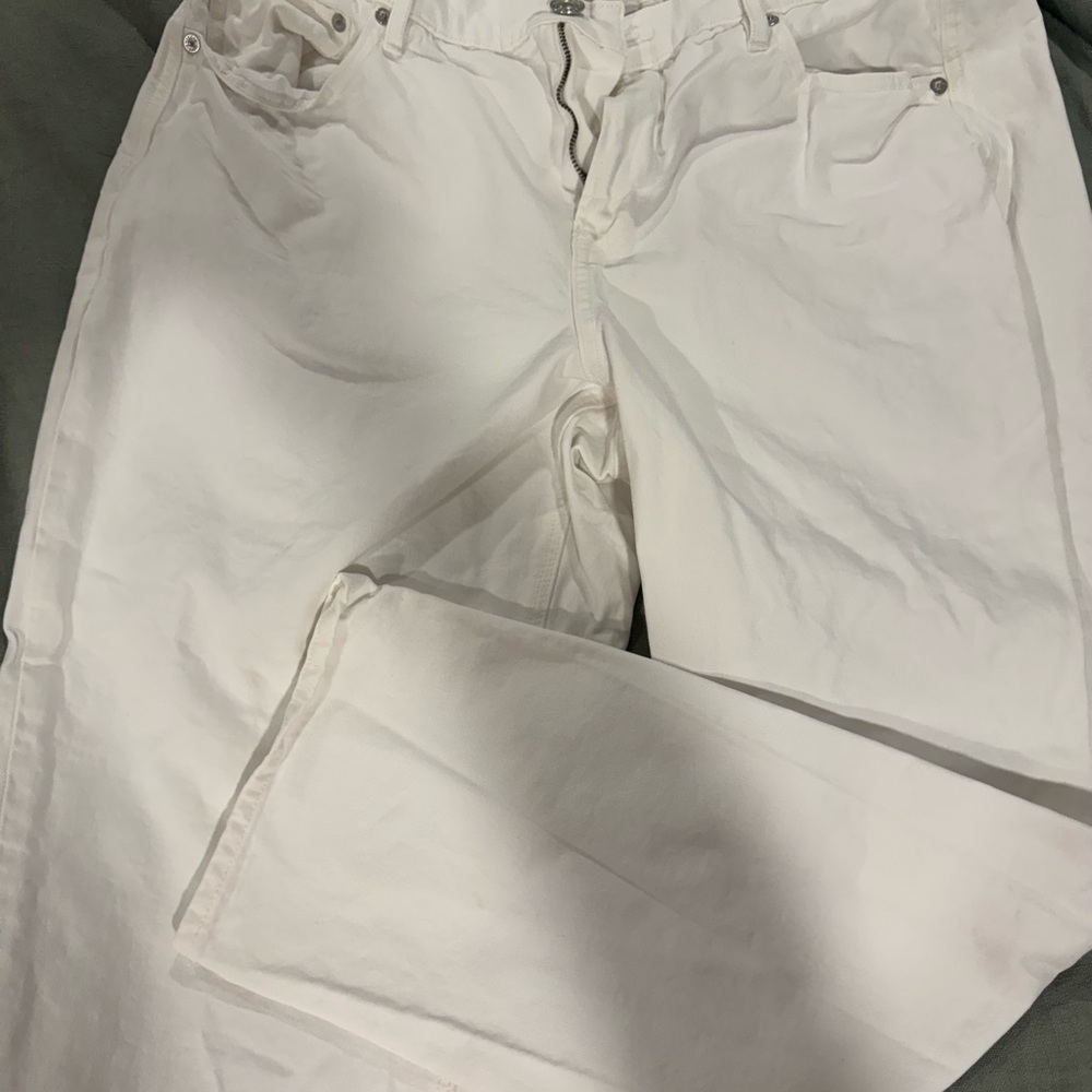 American Eagle straight leg white denim